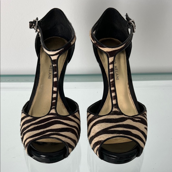 ANTONIO MELANI Zebra Print Heels - Picture 1 of 6